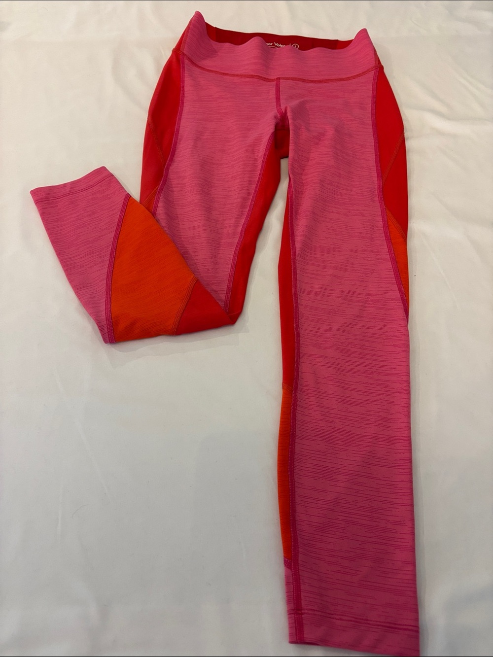 Outdoor Voices women’s vibrant pink/orange Athleisure Leggings - size Small